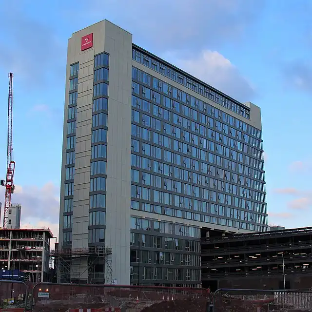 Vita Sheffield 4